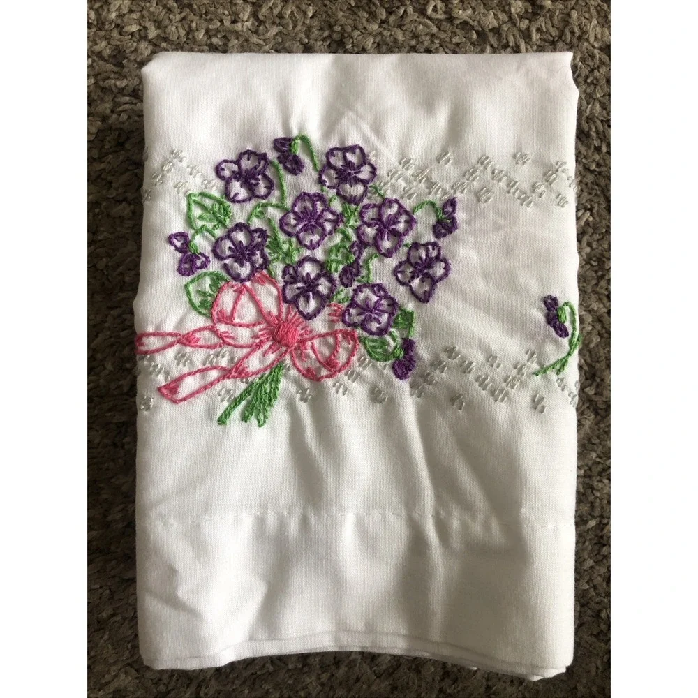 Vtg Embroidered Pillow Cases Pair 29x20 Purple Pansies Pink Ribbon Cottagecore